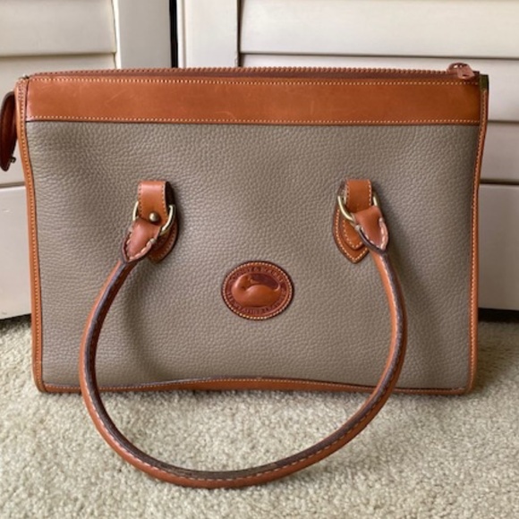 Vintage Dooney & Bourke Pebble Leather Bag - Picture 5 of 12